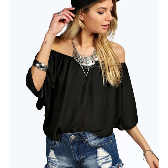 Tops - NEW Off the Shoulder Top